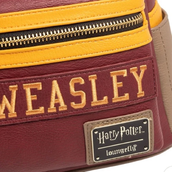NWT Ron Weasley #2 Quidditch Robes Loungefly Mini Backpack! - Picture 4 of 11